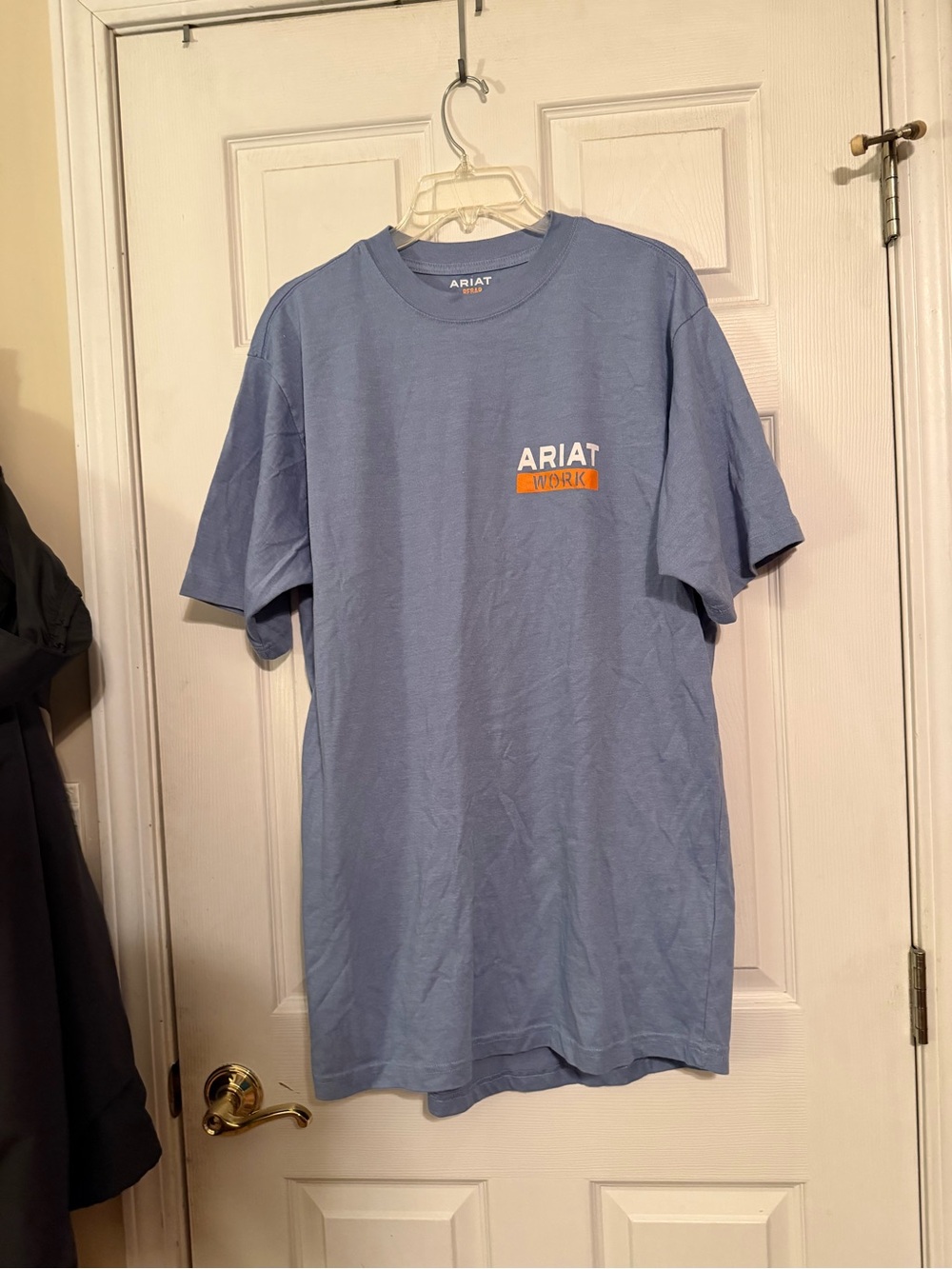 Men’s size large tall Tshirt